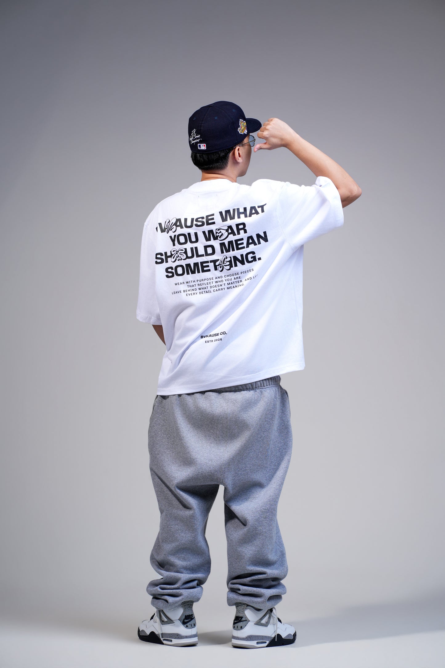 BVK THE INTENT TEE - BOXY CROPPED FIT - CLOUD WHITE