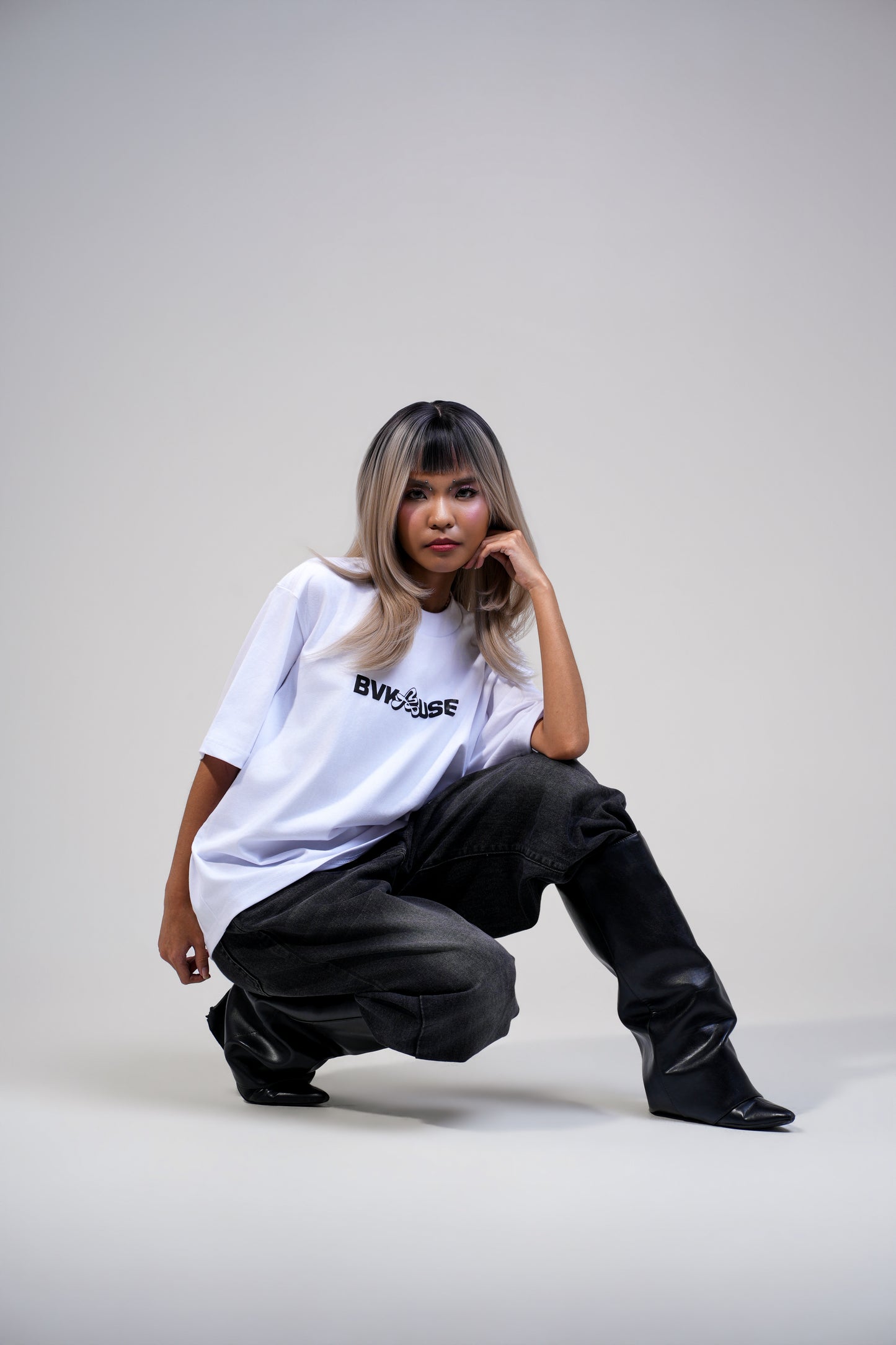 BVK THE INTENT TEE - BOXY CROPPED FIT - CLOUD WHITE
