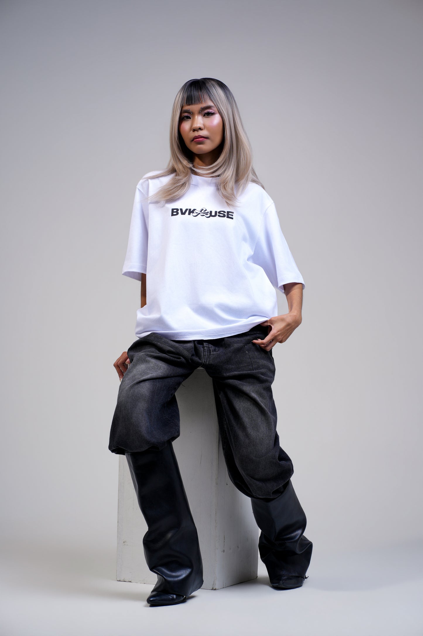 BVK THE INTENT TEE - BOXY CROPPED FIT - CLOUD WHITE
