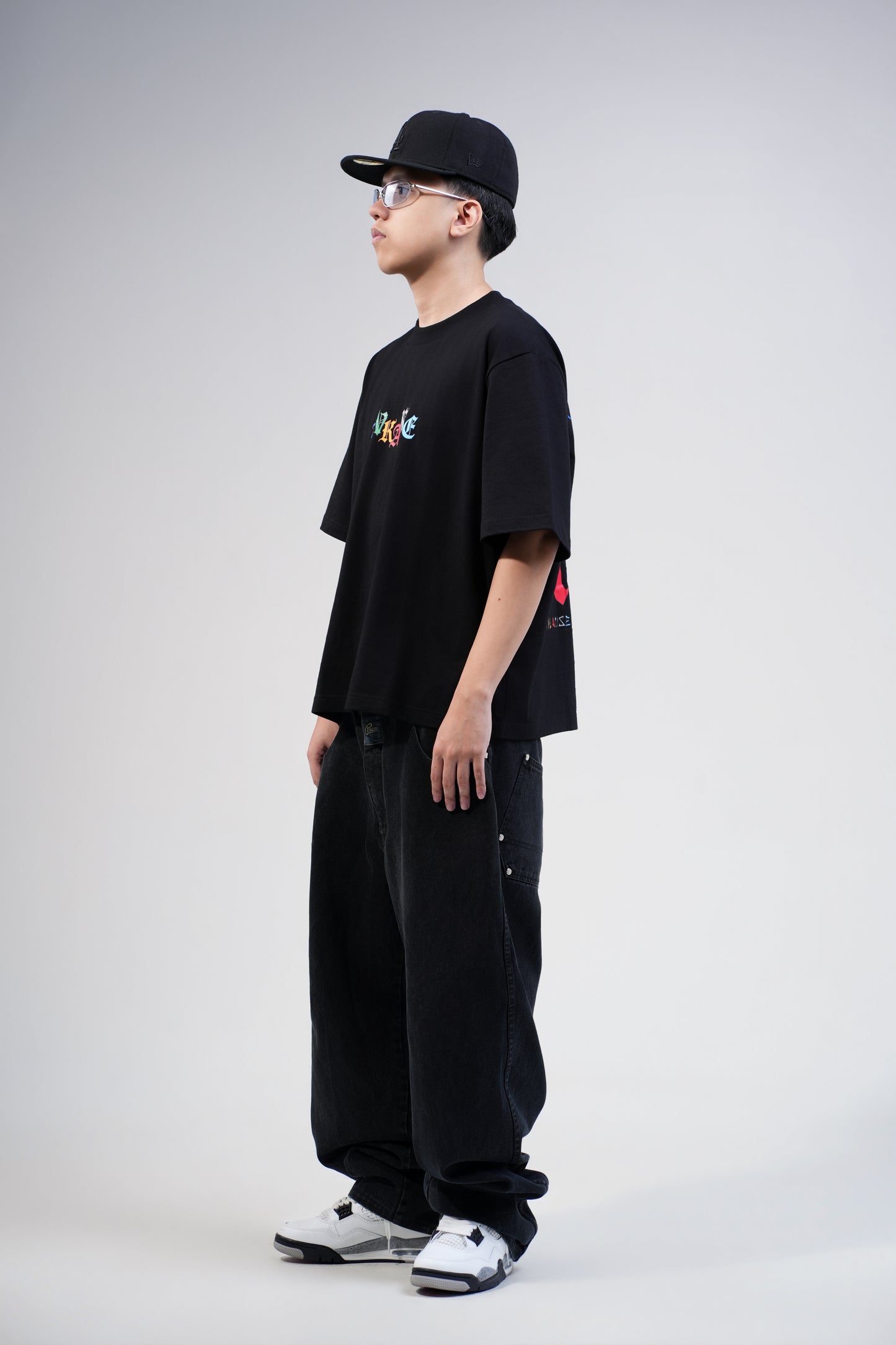 BVK SPECTRUM TEE - BOXY CROPPED FIT - OBSIDIAN BLACK